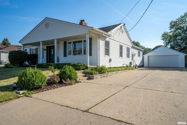 Property Photo:  5110 N Martha Street  IL 61614 