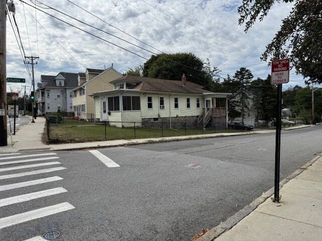 Property Photo: 972 Bridge MA 01850