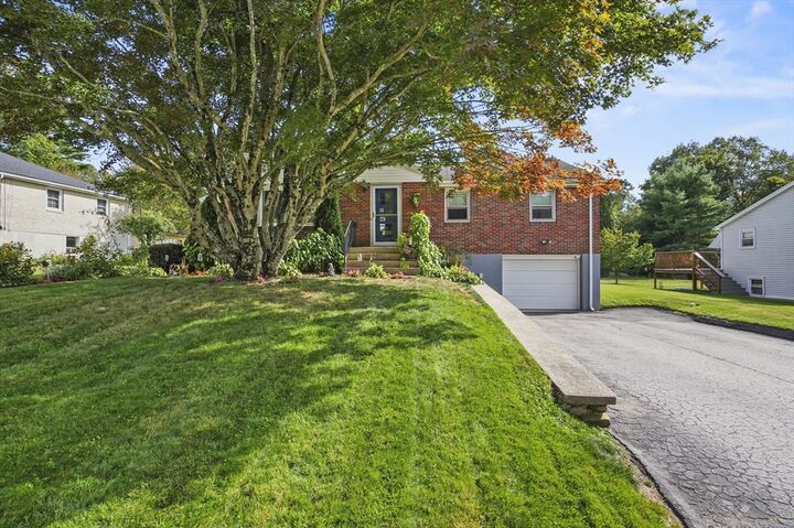 Property Photo:  5 Leonard Avenue  MA 01571 