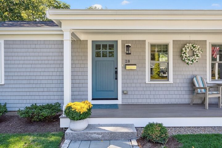 Property Photo:  28 Hudson St  MA 02540 