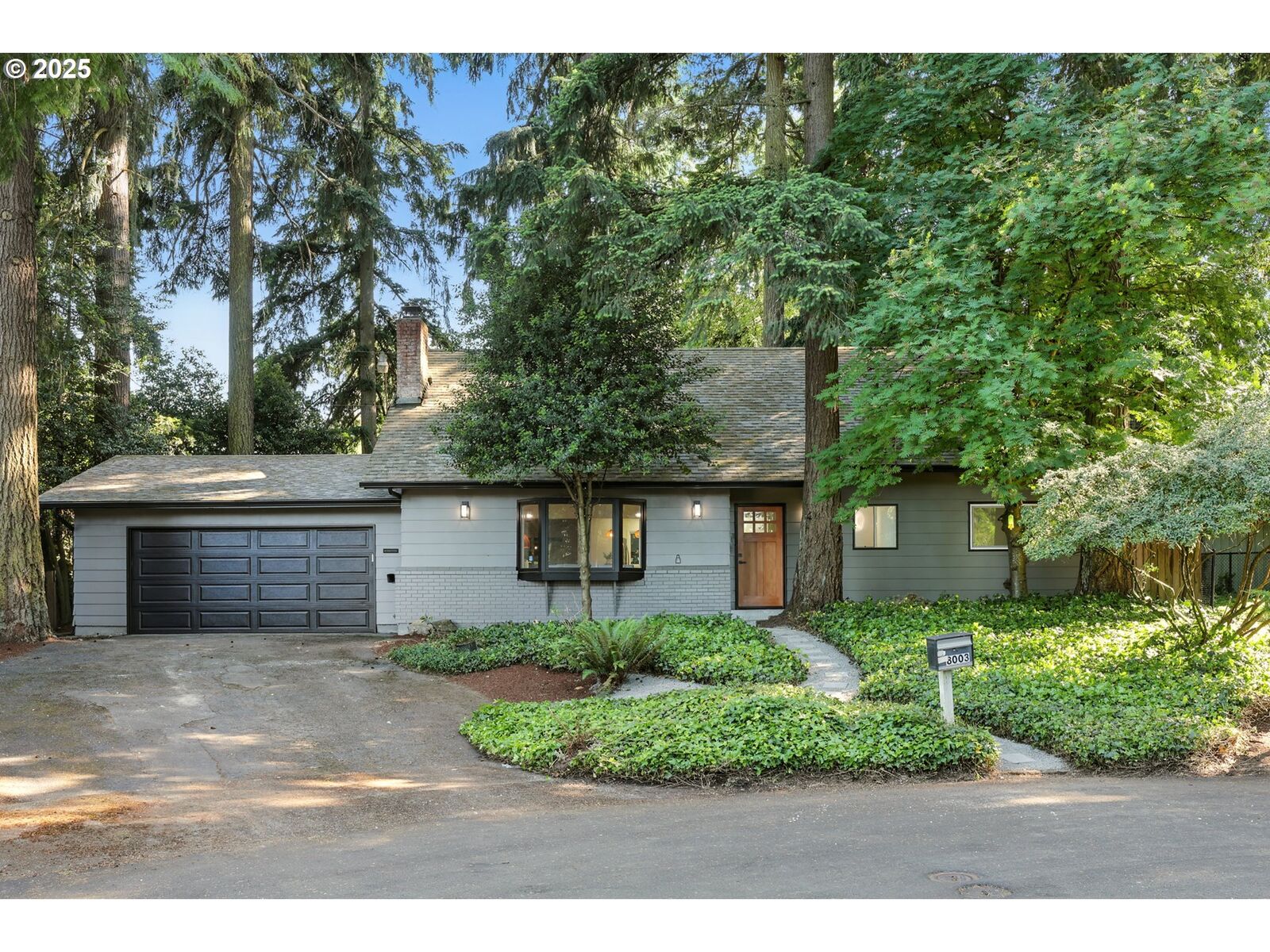 Property Photo:  8003 NE 87th Ave  WA 98662 