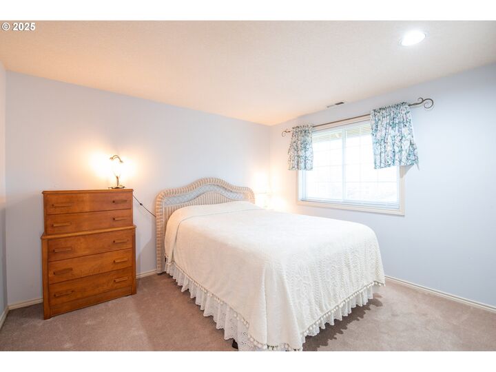 Property Photo: 604 NE 156th Ave WA 98684