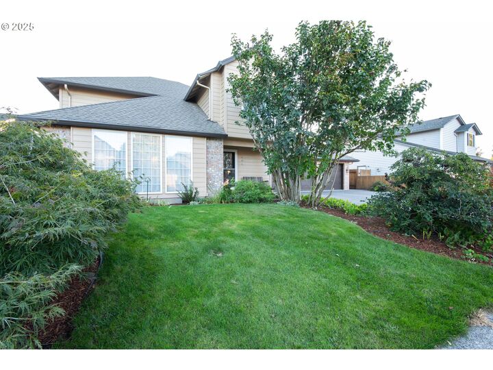 Property Photo:  604 NE 156th Ave  WA 98684 