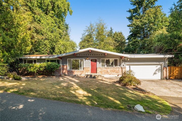1124 NE 147th Street  Shoreline WA 98155 photo