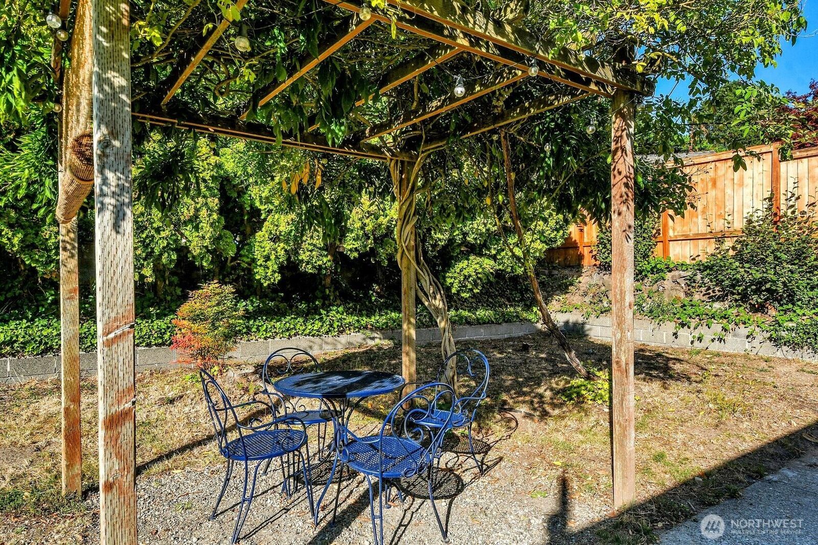 Property Photo:  4308 SW Portland Street  WA 98136 