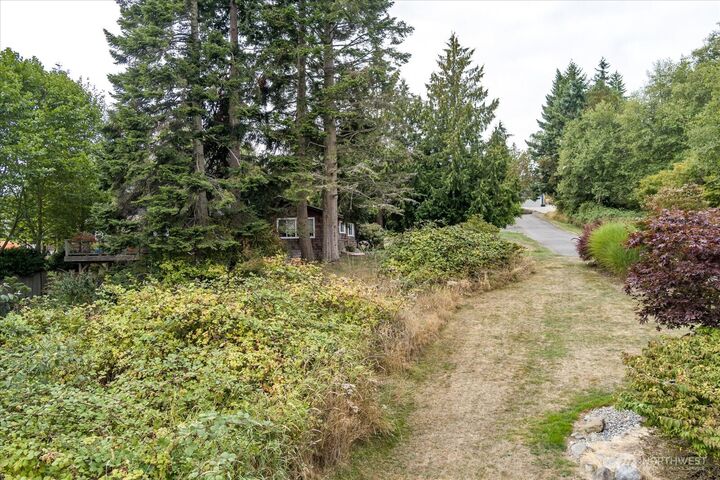 Property Photo:  0 Xxx  Pelican Court  WA 98249 