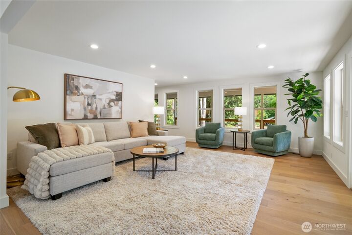 Property Photo: 18929 296th Place NE WA 98019