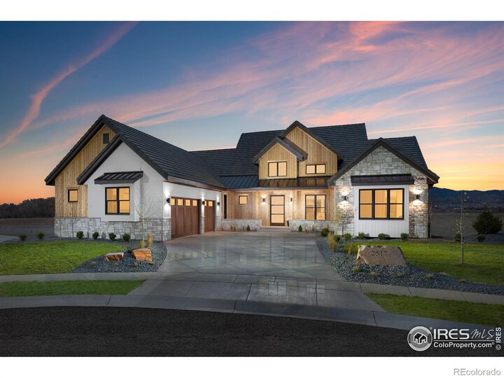 Property Photo:  2517 Southwind Road  CO 80513 