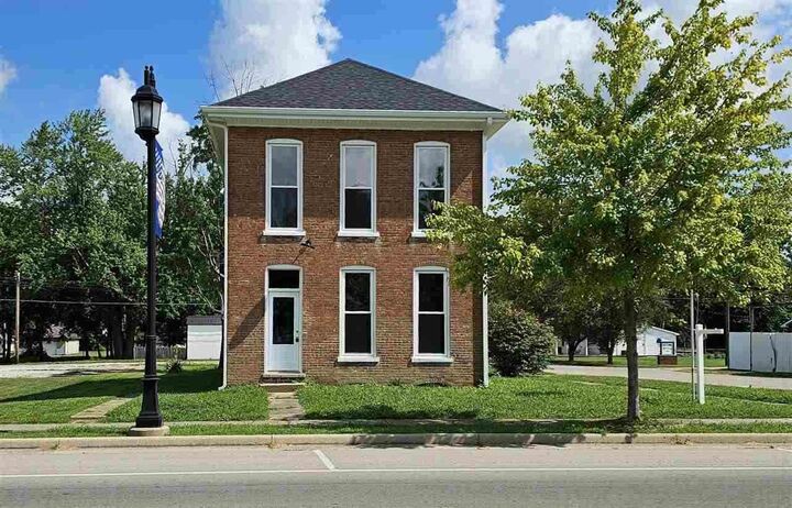 Property Photo:  2212 E Cumberland Road  IN 47335 