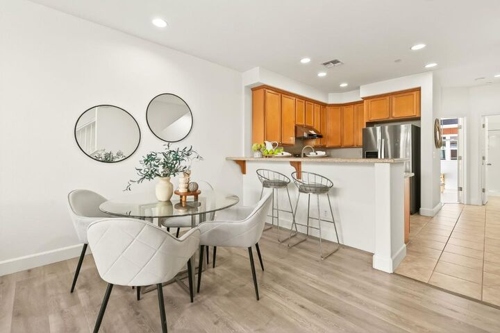 Property Photo: 1087 Yarrow Terrace CA 95133