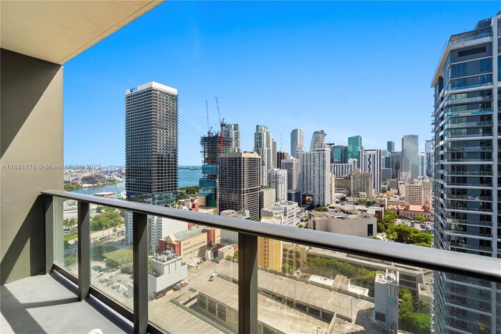 Property Photo:  601 NE 1st Ave 2506  FL 33132 