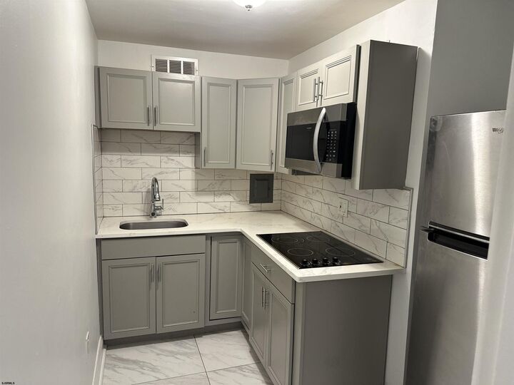 Property Photo: 101 S Raleigh 209 NJ 08401