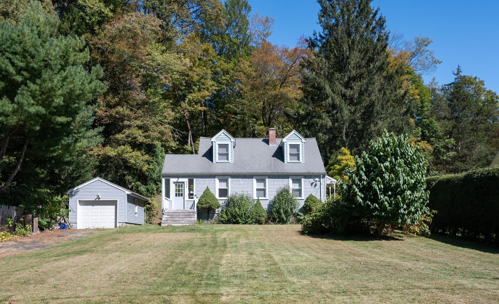 Property Photo:  252 Litchfield Street  CT 06787 