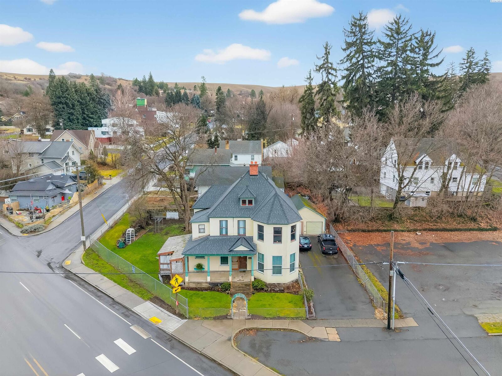 Property Photo: 108 E Wawawai Street WA 99111