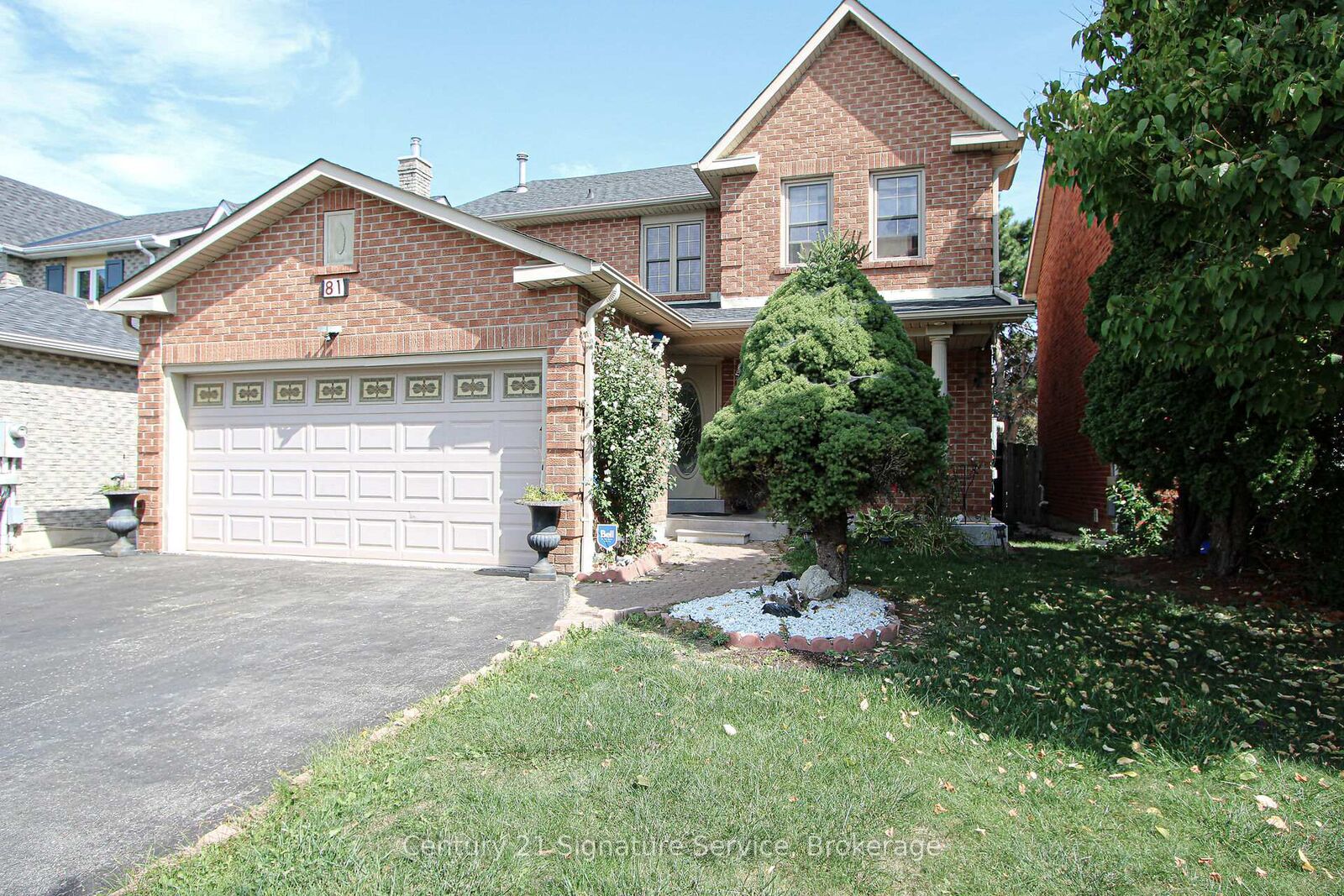 Property Photo:  81 Linton Avenue  ON L1T 2V5 