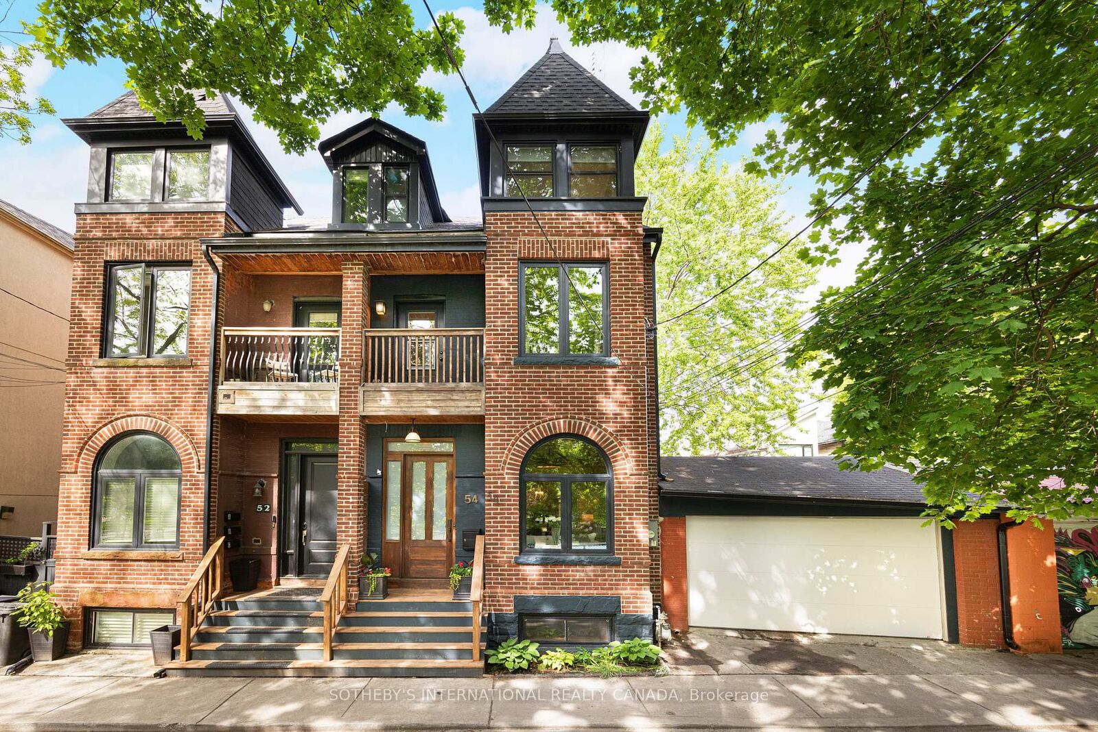 Property Photo:  54 Stanley Terrace Avenue  ON M6J 2R4 