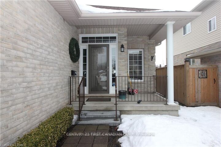 Property Photo: 1821 Dalmagarry Road ON N6G 0A6