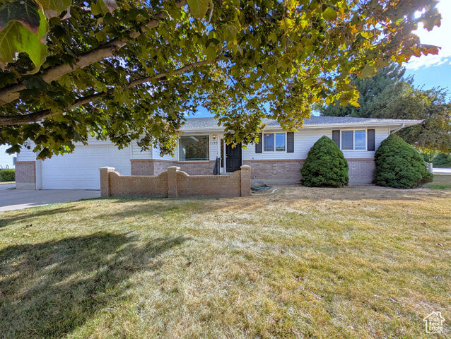 Property Photo:  1110 E 1025 S  UT 84660 