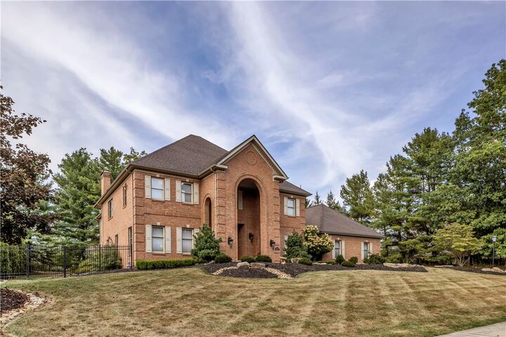 Property Photo:  2109 Chablis Ct  PA 15044 