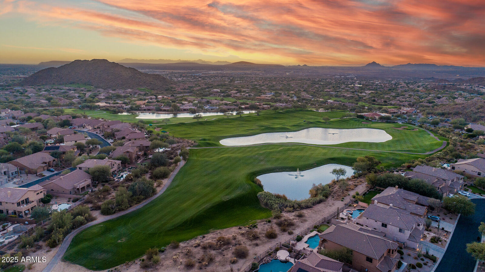 Property Photo: 4037 N Pinnacle Hills Circle AZ 85207