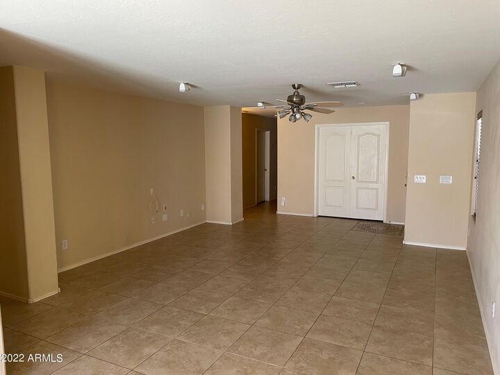 Property Photo: 25088 W Dove Circle AZ 85326