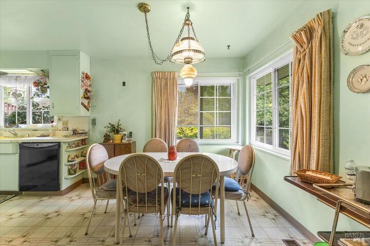 Property Photo:  278 Toyon Road  CA 95482 