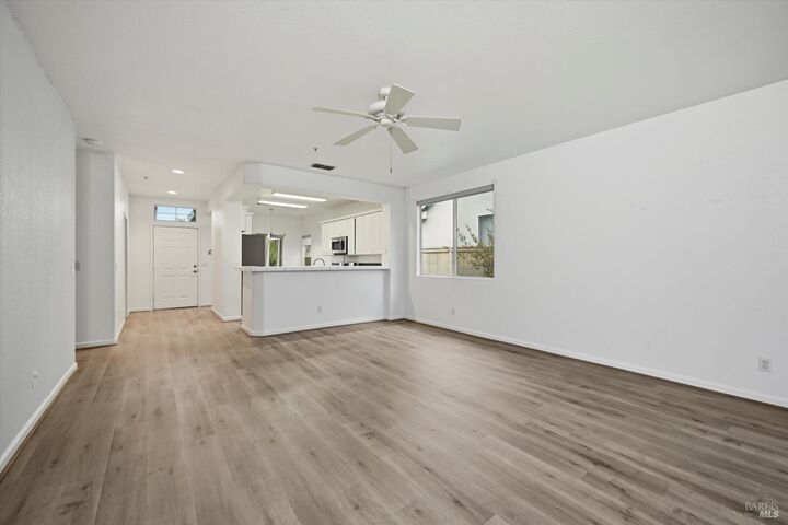 Property Photo: 124 Wisteria Circle CA 95425