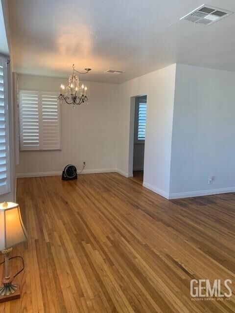 Property Photo:  2701 Truxtun Avenue  CA 93301 