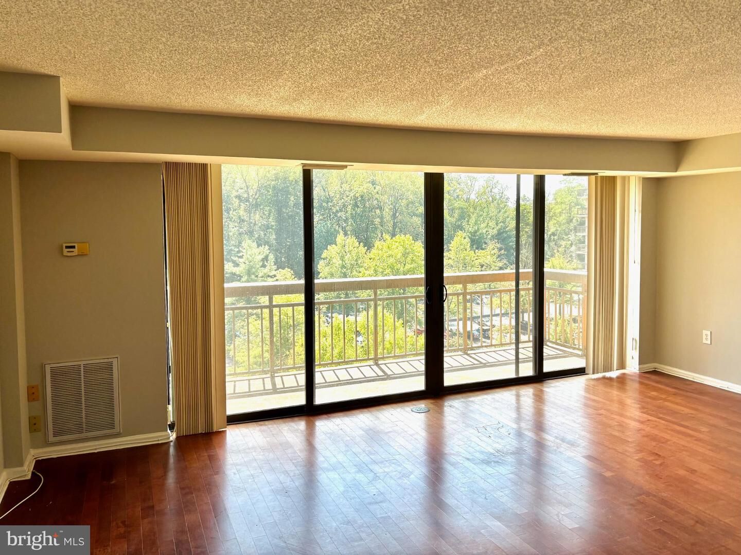 Property Photo: 2230 George C Marshall Drive 928 VA 22043