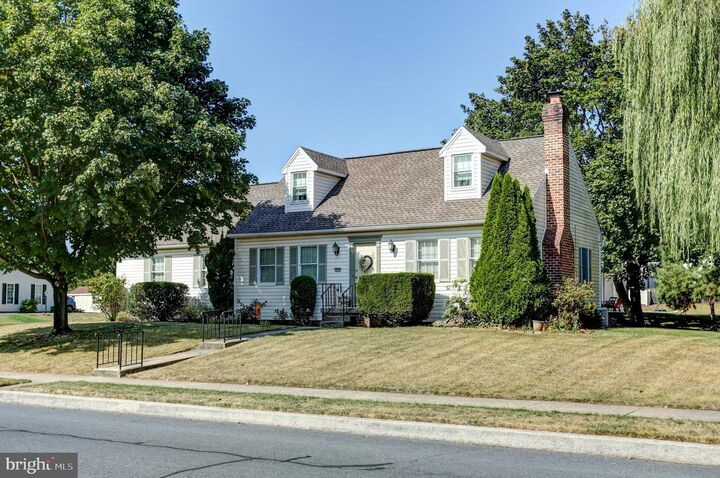 Property Photo:  419 Clemens Drive  PA 17019 