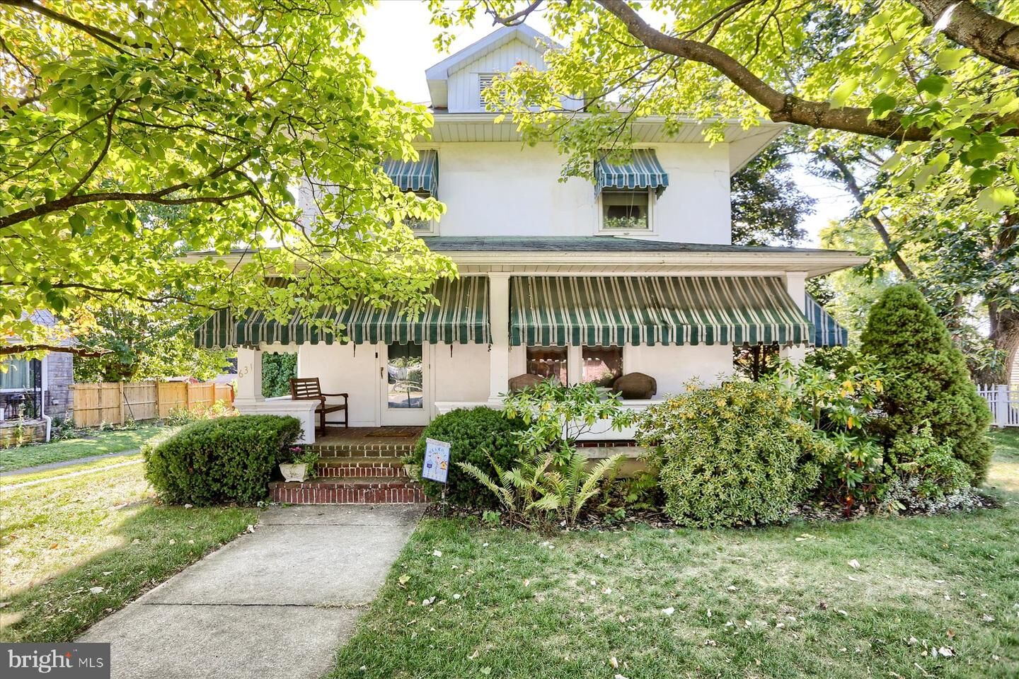 Property Photo:  631 N Lincoln Street  PA 17078 