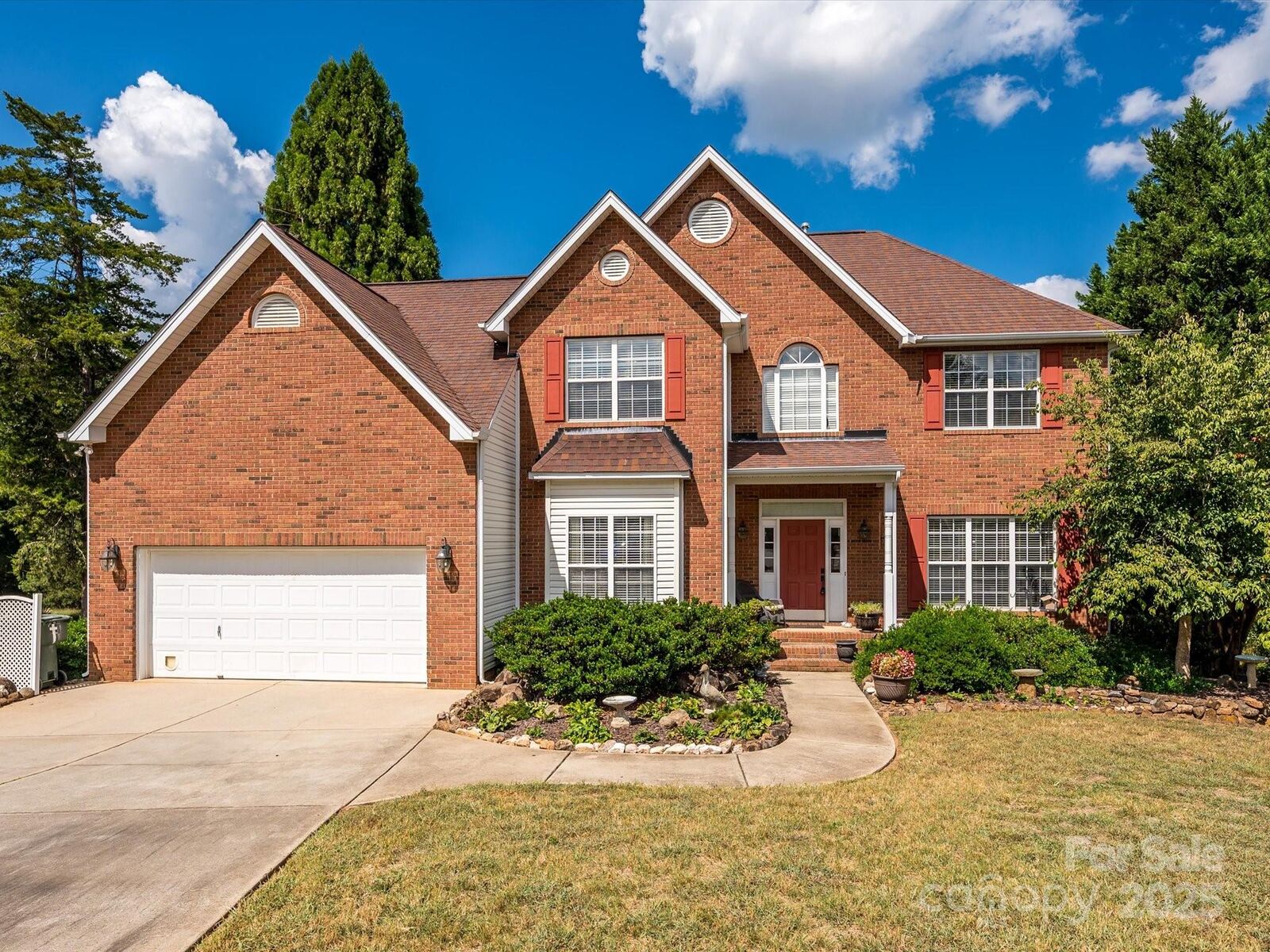 Property Photo: 4769 Covington Drive NW NC 28027