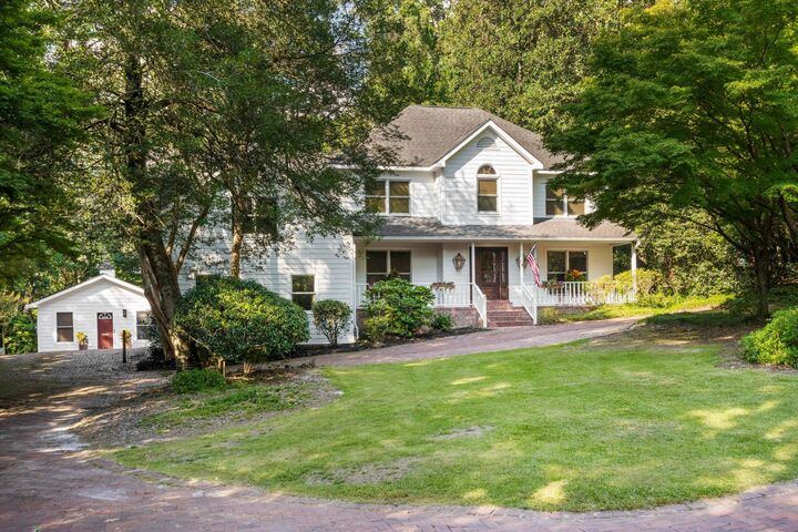 1014 S Main Street  Summerville SC 29483 photo