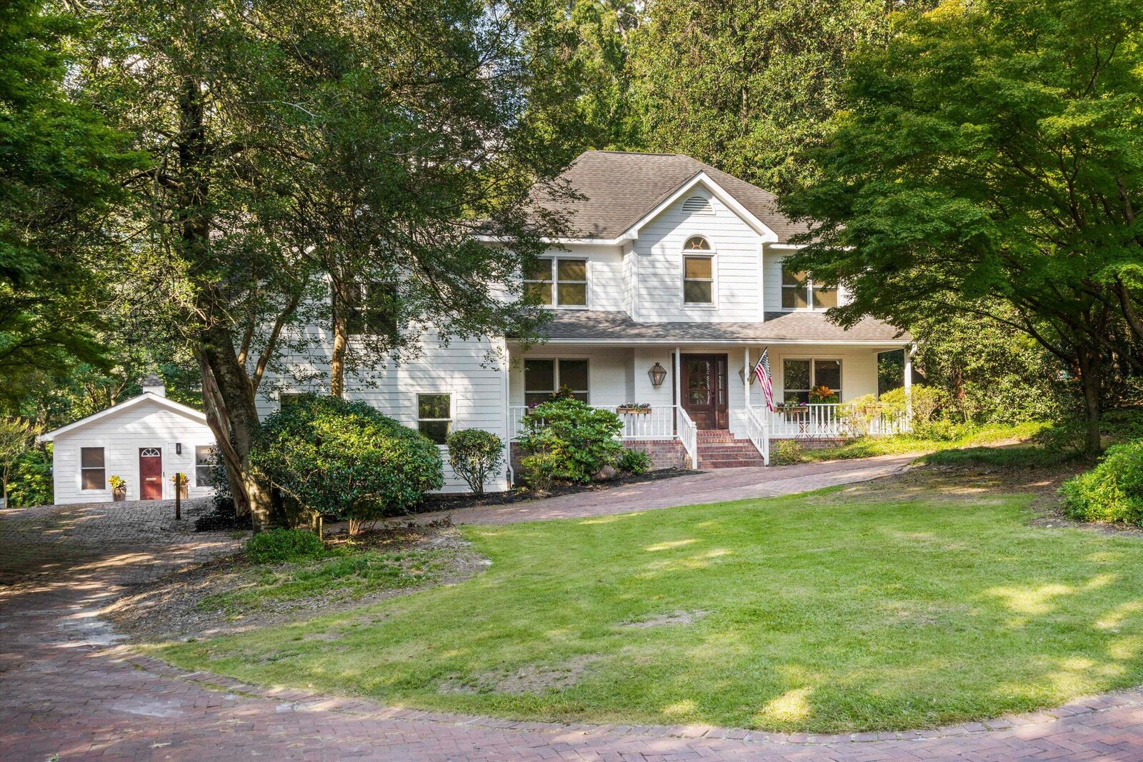 Property Photo: 1014 S Main Street SC 29483