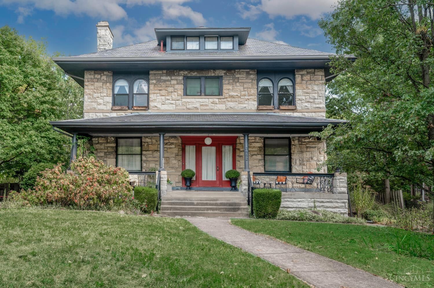 Property Photo:  3852 Dakota Avenue  OH 45229 