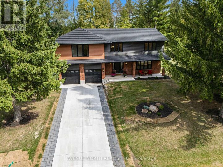 Property Photo: 19 Newland Drive ON K2J 3Z8