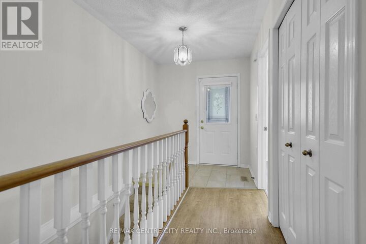 Property Photo: 875 Thistledown Way 25 ON N6G 5G5