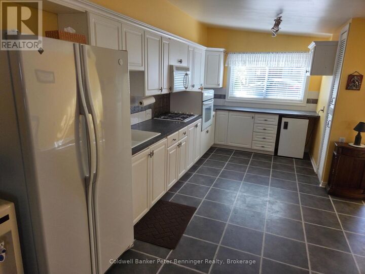 Property Photo:  123 Scott Street  ON N2J 4G8 