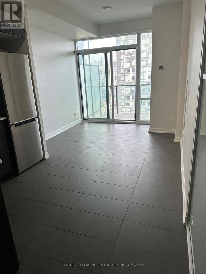 Property Photo: 170 Fort York Boulevard 2705 ON M5V 0E6