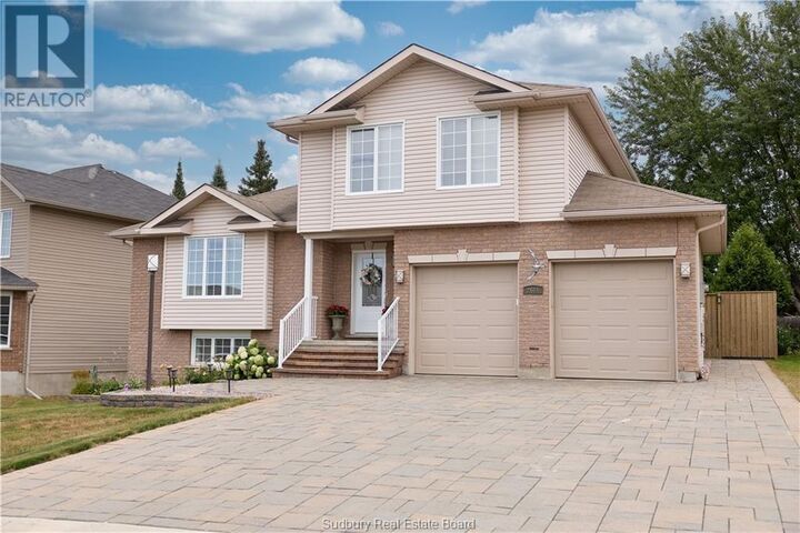 2666 Hummingbird Court  Val Caron ON P3N 0A9 photo