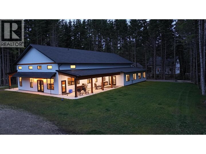 Property Photo:  324 Loganberry Avenue  BC V8C 0B6 