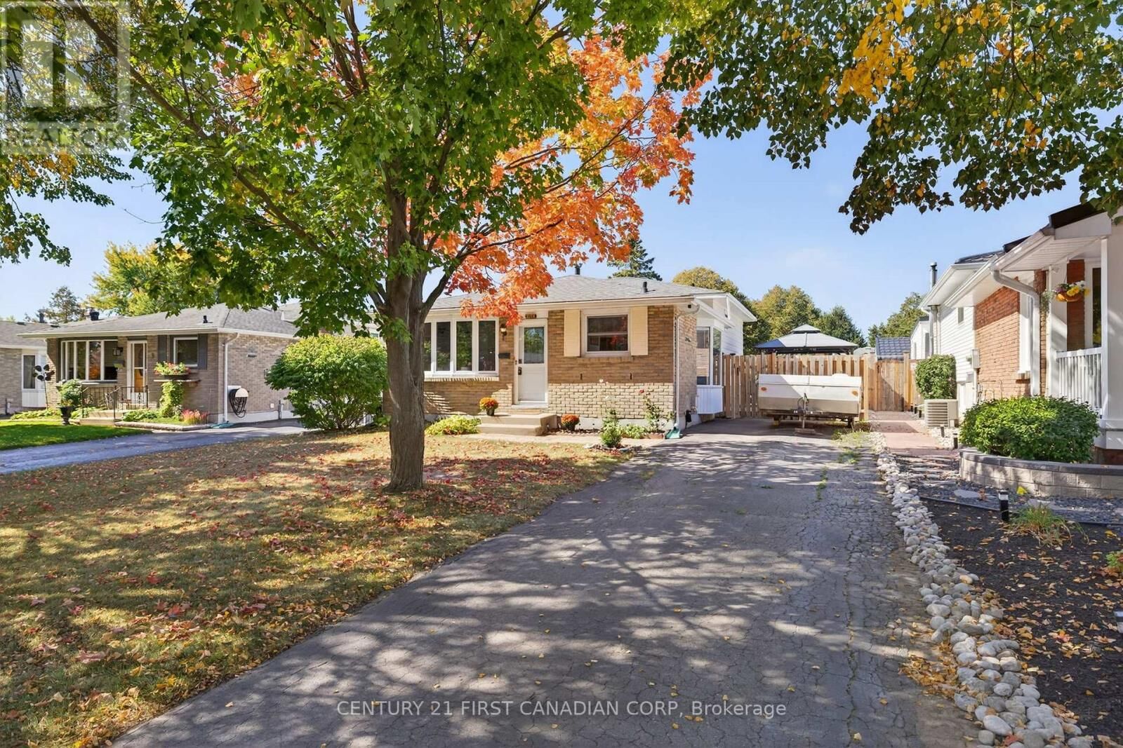 Property Photo:  7 Upcott Crescent  ON N6E 1S6 