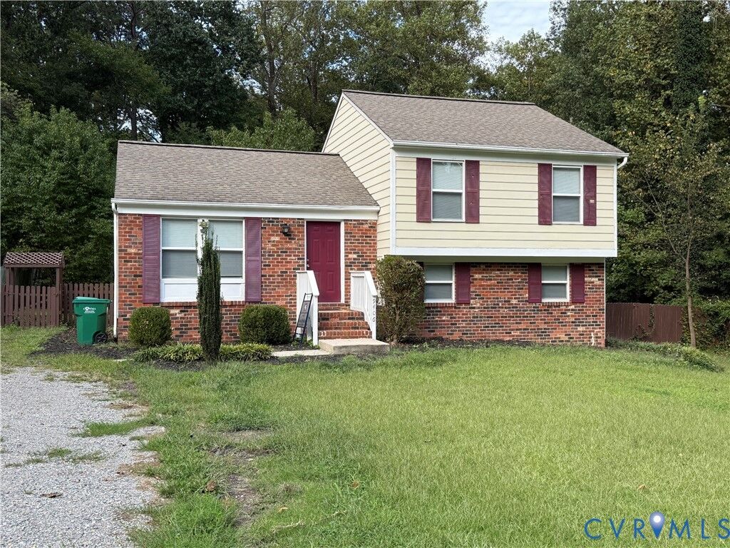 Property Photo:  9406 Broad Meadows Road  VA 23060 
