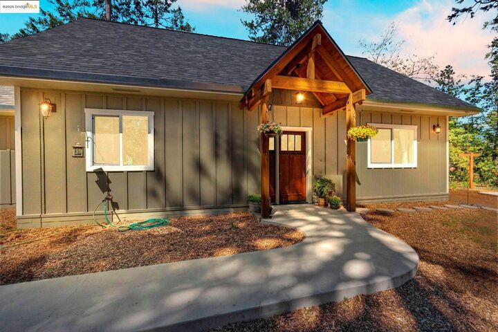 Property Photo: 24306 White Fir Dr CA 95383