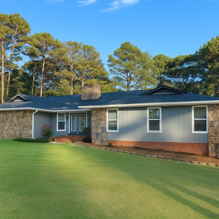 Property Photo:  1516 Chase Court  GA 30296 