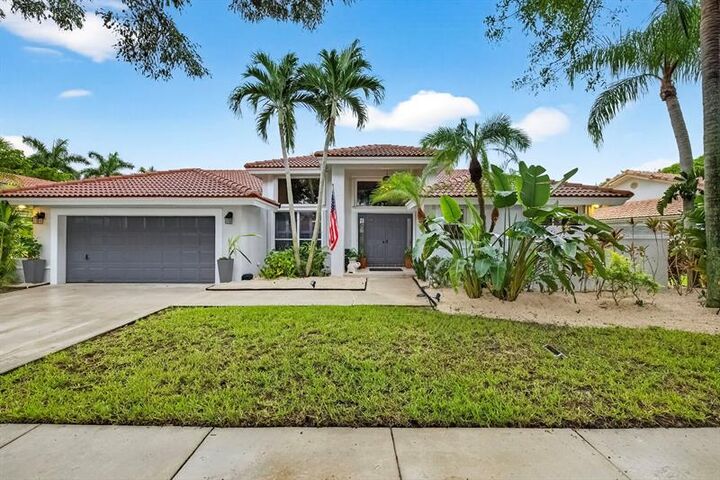 Property Photo: 1210 Fairfax Ct FL 33326