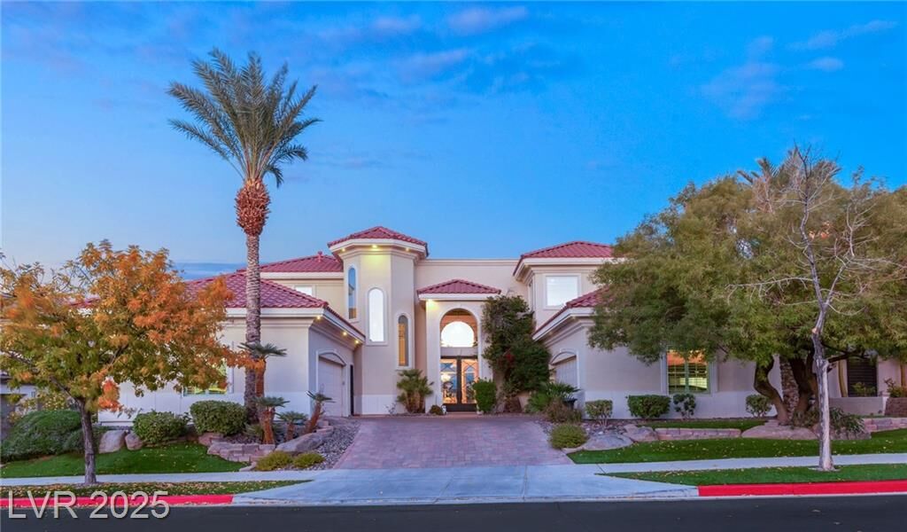 Property Photo: 2660 Mirabella Street NV 89052