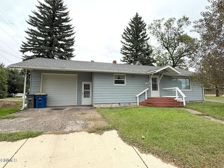 103 1st Street NW  Lamoure ND 58458 photo