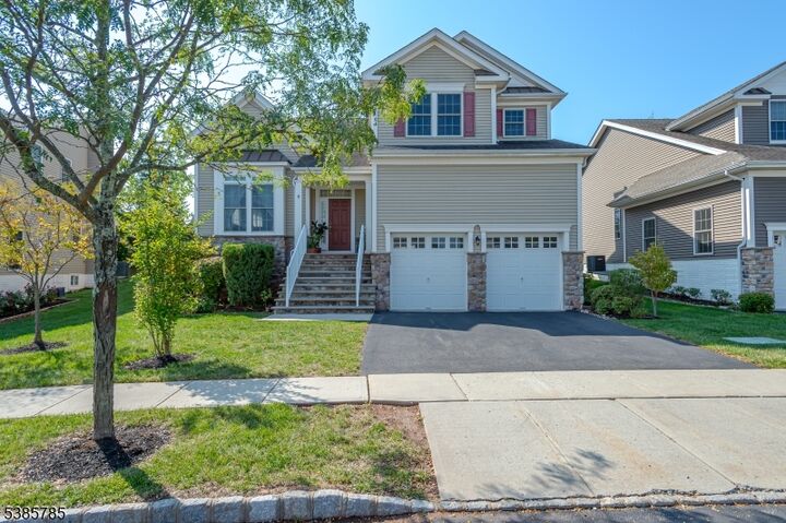 8 Comstock Ln  Montgomery Twp. NJ 08558 photo