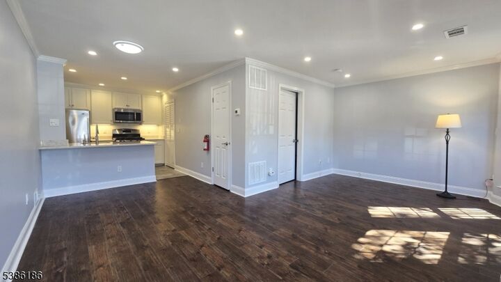 Property Photo:  803 Sassafras Ct  NJ 07430 